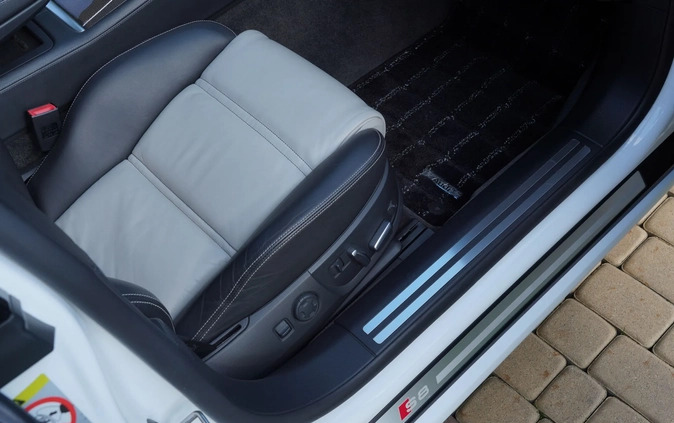 Audi S8 cena 139900 przebieg: 73000, rok produkcji 2008 z Kalisz małe 781